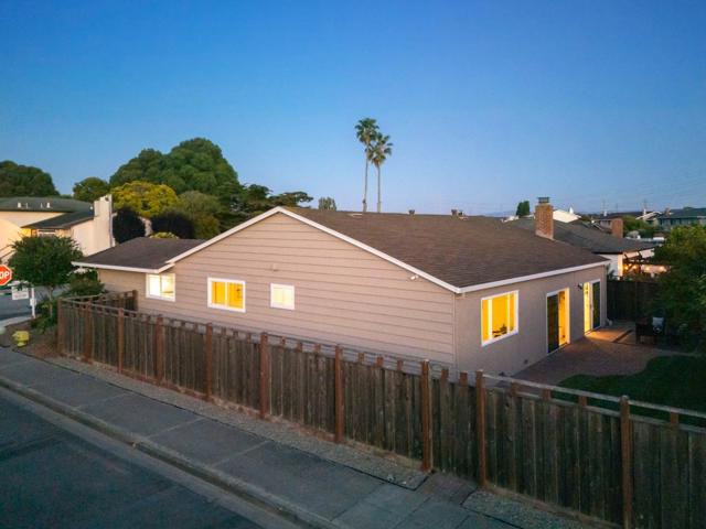 626 Harvester Drive, Foster City CA: https://media.crmls.org/mediaz/aec2f576-391f-4364-b1eb-a9e7853186e8.jpg