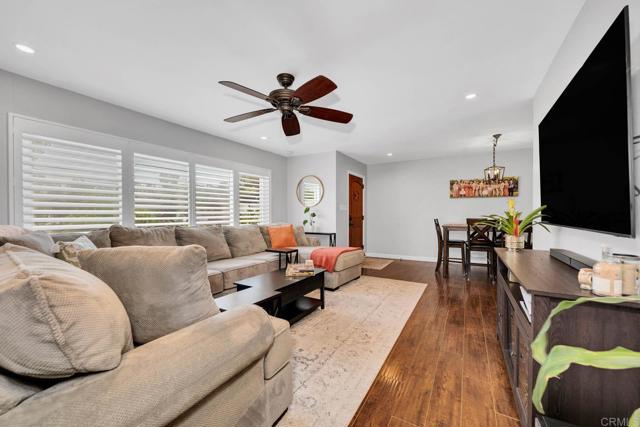 962 Wilson Avenue, El Cajon CA: https://media.crmls.org/mediaz/aec44fd0-80fa-48d7-b9c6-60924312dbdc.jpg