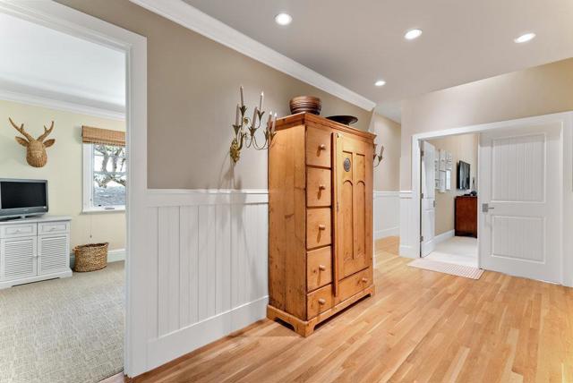 455 Calle Del Sol, Aptos CA: https://media.crmls.org/mediaz/aec5cf03-059b-4a80-87c3-73dc3311dca2.jpg