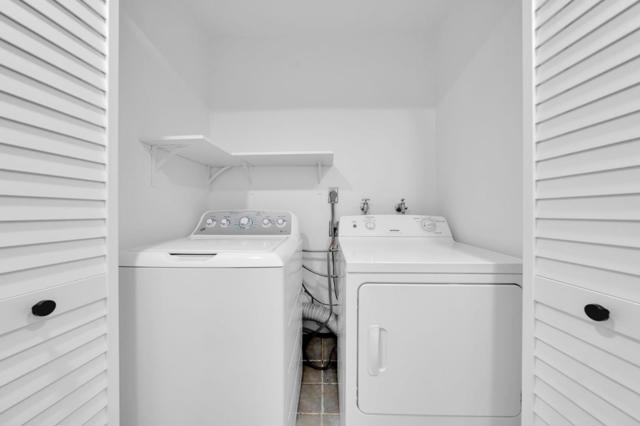 1518 Day Avenue, San Mateo CA: https://media.crmls.org/mediaz/aec6010e-0112-4943-89df-1b1bdf6eda64.jpg