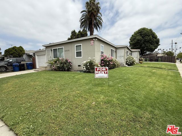 3113 W 36th Street, Los Angeles CA: https://media.crmls.org/mediaz/aec779d9-45d8-44c1-af11-e51c1f251834.jpg