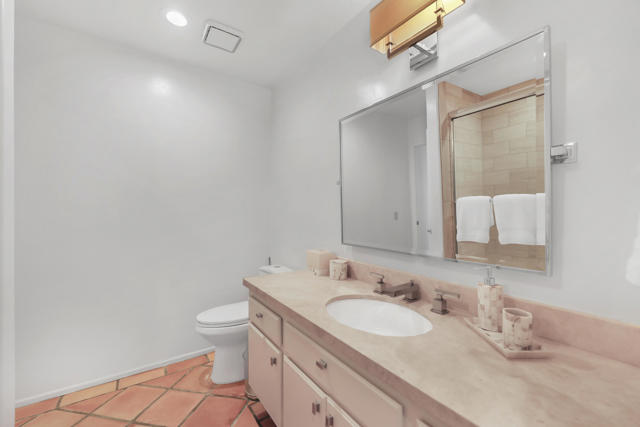 50181 Calle Maria, La Quinta CA: https://media.crmls.org/mediaz/aec7a5ea-e653-481b-b28c-f5d3329a26a6.jpg