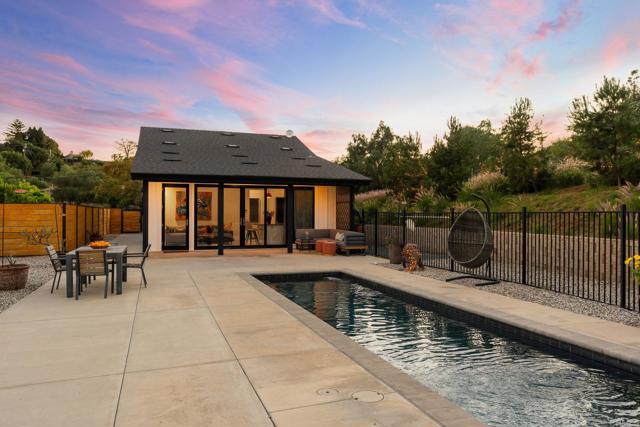 Detail Gallery Image 15 of 75 For 6937 Kellyn Ln, Vista,  CA 92084 - 4 Beds | 4/1 Baths