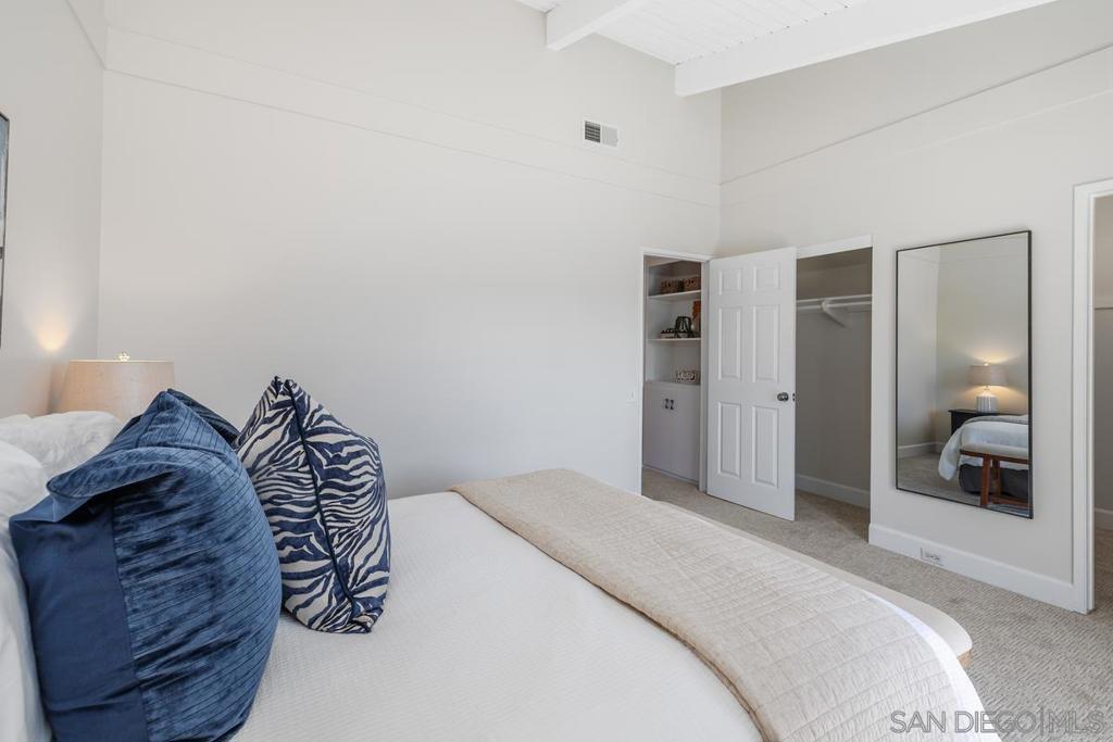 4264 Loma Riviera Lane - photo 16