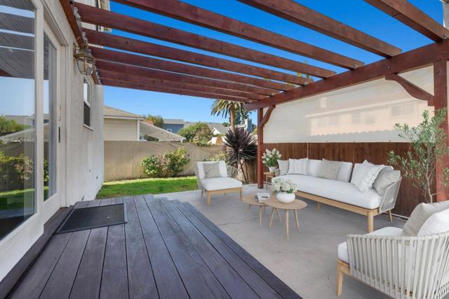 619 Beryl Street, Redondo Beach, California 90277, 4 Bedrooms Bedrooms, ,3 BathroomsBathrooms,Residential,For Sale,Beryl,ML82038630