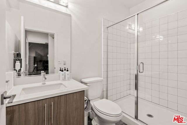 1344 Douglas Street, Los Angeles CA: https://media.crmls.org/mediaz/aecbb196-1c97-4157-a0a7-e6e5bb17067c.jpg