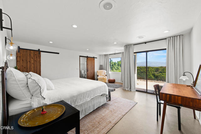 1270 Dove Meadow Road, Solvang CA: https://media.crmls.org/mediaz/aecc84df-6944-4b87-8b82-7583336b9d34.jpg