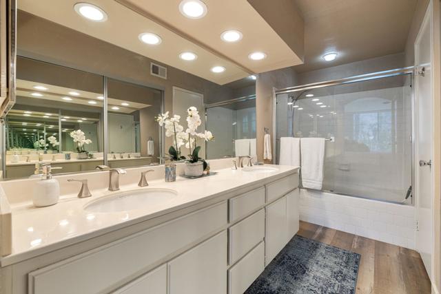 79822 Olympia Fields, La Quinta CA: https://media.crmls.org/mediaz/aeccdb80-c8a0-4048-a319-014ae472b826.jpg