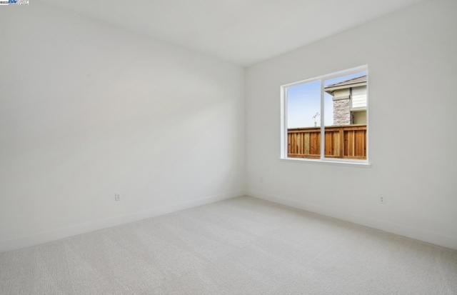 17654 Brightwood Avenue, Lathrop CA: https://media.crmls.org/mediaz/aecdb5f6-7c2e-410e-85f5-f130d678c1d0.jpg