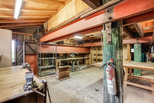 16190 Maya Way, Los Gatos CA: https://media.crmls.org/mediaz/aecdcfdb-4029-4a4b-a9d0-30e82d2da0de.jpg