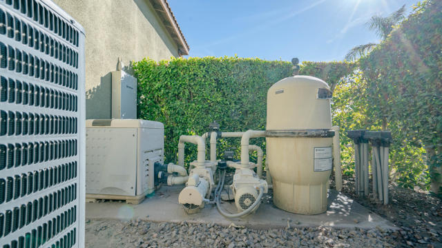 Image 51 of 154 For 79925 Corte Calero