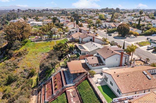 4460 Huggins St, San Diego CA: https://media.crmls.org/mediaz/aece0bbd-49ce-4c5c-9b45-922e76be5600.jpg