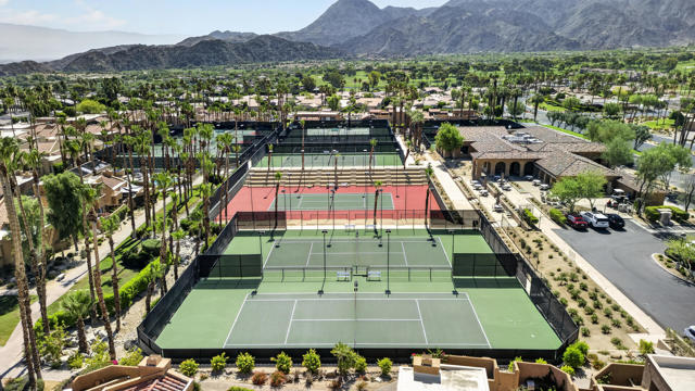 73452 Irontree Drive, Palm Desert, CA 92260