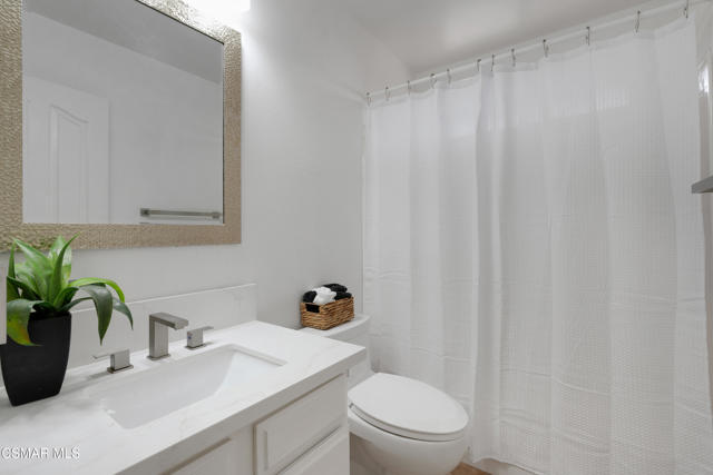 24_11938833_184402_184402-EO-124