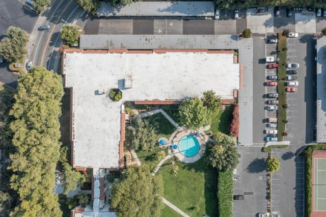 Image 24 of 25 For 1750 Halford Avenue 302