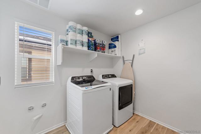 27983 Moosa Creek Way, Valley Center CA: https://media.crmls.org/mediaz/aed4c9b3-1e50-48e0-bd1b-44c9ec9c56cb.jpg
