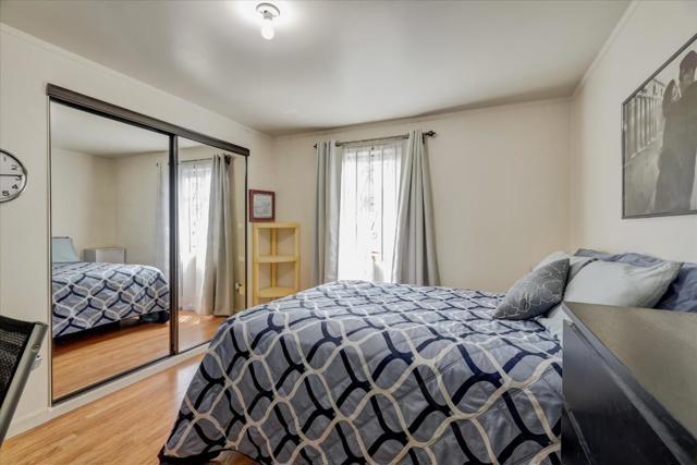 333 Elliot Street, San Francisco CA: https://media.crmls.org/mediaz/aed512bd-f999-4396-9897-fe685e698891.jpg