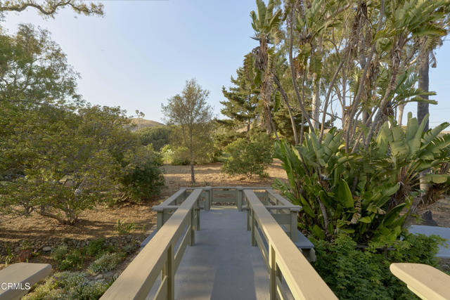 402 Lynn Drive, Ventura CA: https://media.crmls.org/mediaz/aed54616-6016-46b3-b32c-f6ed36e2a5be.jpg