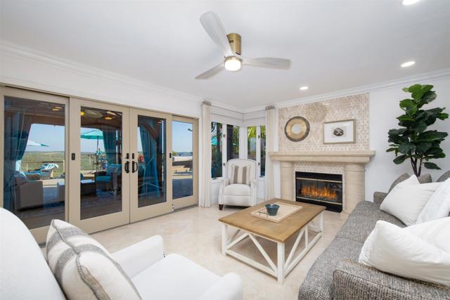 Detail Gallery Image 6 of 63 For 10737 Birch Bluff Ave, San Diego,  CA 92131 - 4 Beds | 3/1 Baths