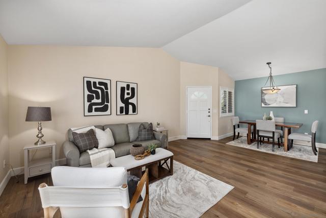 11320 Camino Playa Cancun, San Diego CA: https://media.crmls.org/mediaz/aed7579f-0a5f-40d9-820d-7e595db3033e.jpg