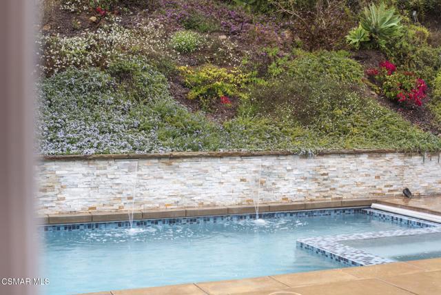 919 Aleeda Lane, Santa Barbara CA: https://media.crmls.org/mediaz/aed7625d-423a-43df-a86d-2200886e3ba8.jpg