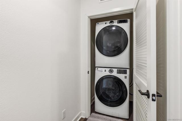 Image 17 of 28 For 4384 Nautilus Way  3