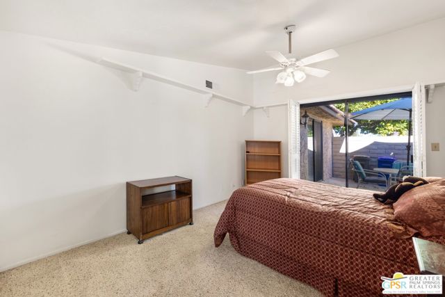 68541 Calle Alcazar, Cathedral City CA: https://media.crmls.org/mediaz/aed9012d-d6f3-4a2c-9e61-3284b7969512.jpg