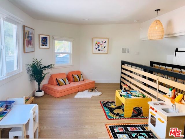 6267 Meridian Street, Los Angeles CA: https://media.crmls.org/mediaz/aeda25d4-eae5-4bc6-b7be-02a0391642f6.jpg