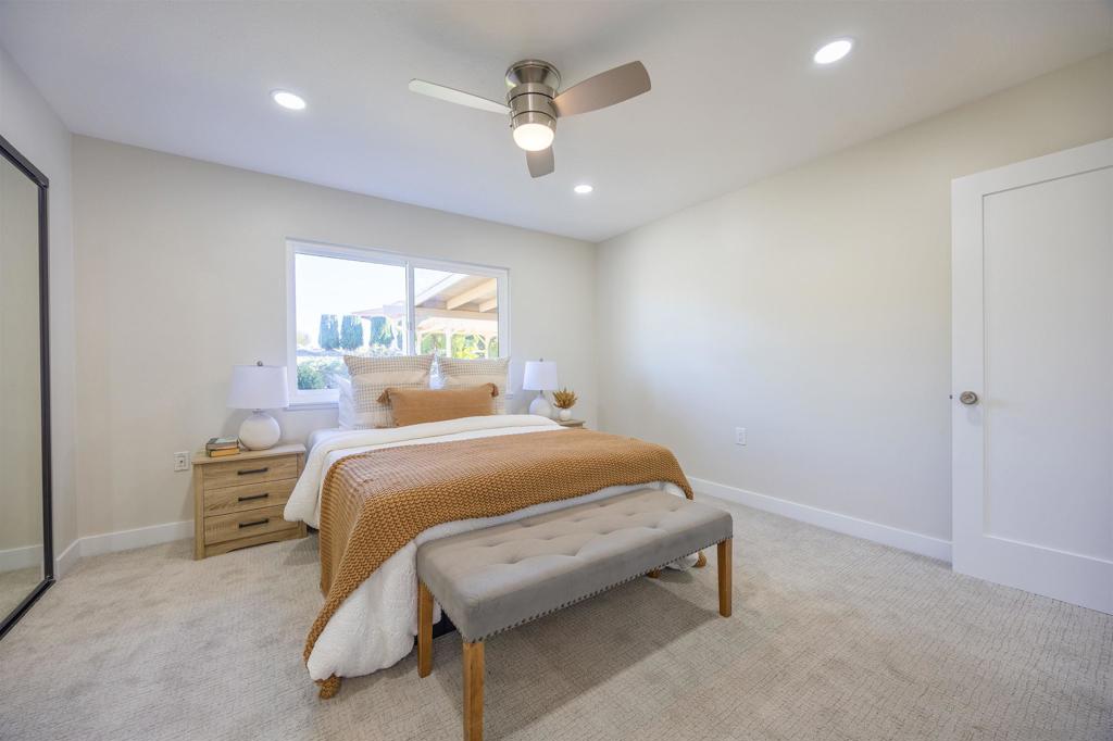 MLS #250045865SD image #19