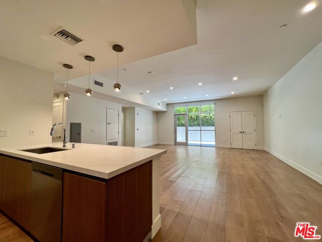 8017 W NORTON Avenue, West Hollywood CA: https://media.crmls.org/mediaz/aede7464-690c-476a-a9fd-8c727c07d9fe.jpg