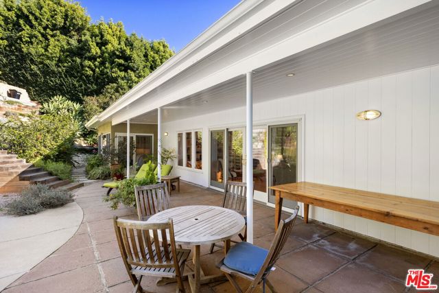 Drew Fenton | 11215 W Sunset Boulevard Los Angeles CA | MLS: 7520415 Drew Fenton | 11215 W Sunset Boulevard Los Angeles CA | MLS: 7520415