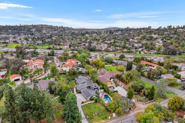 Image 34 of 40 For 4286 Merritt Boulevard