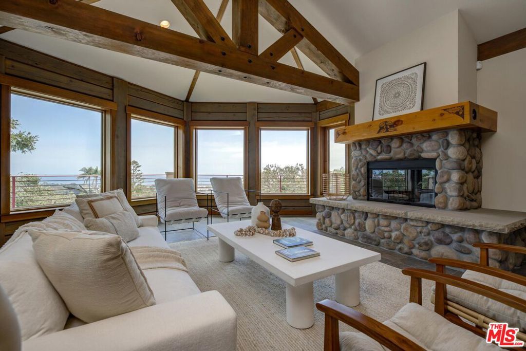 1947 Paquita Drive