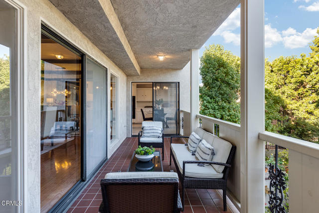 Detail Gallery Image 7 of 27 For 809 S Orange Grove Bld, Pasadena,  CA 91105 - 3 Beds | 2/2 Baths