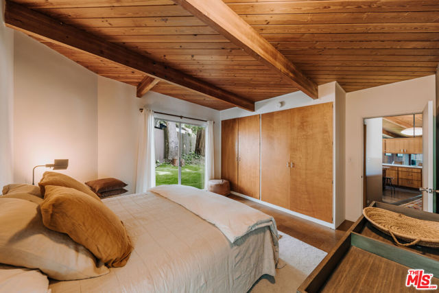 630 Hightree Road, Santa Monica CA: https://media.crmls.org/mediaz/aee18fef-bdf0-4b40-b5c8-f73d44db794a.jpg