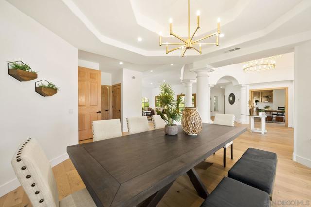 17601 Valle Verde, Poway CA: https://media.crmls.org/mediaz/aee27c41-485c-4ac3-b4de-dd79ee95ff75.jpg