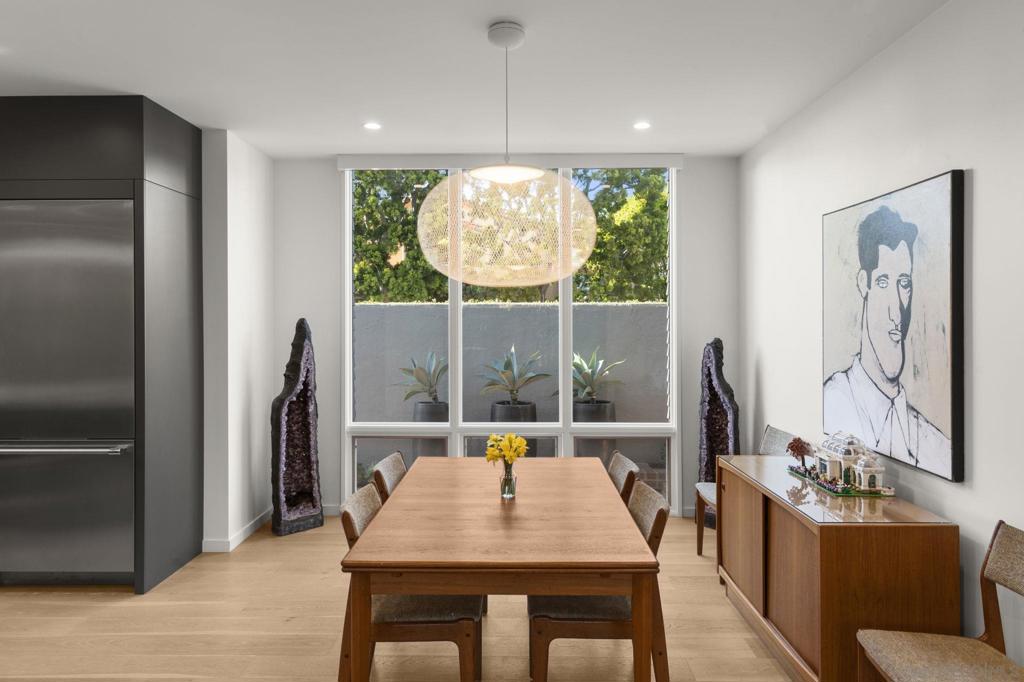 7747 Whitefield - photo 8