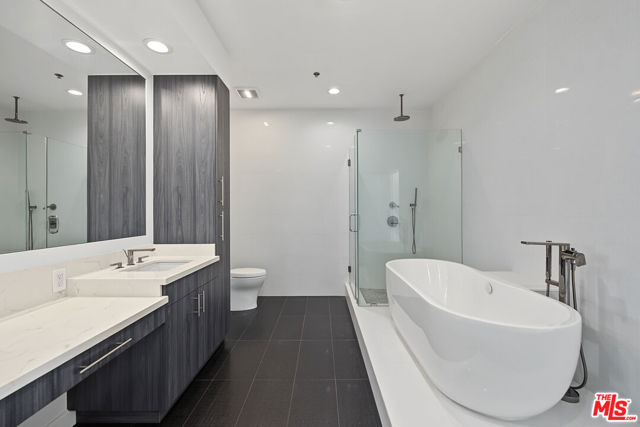 1111 South GRAND Avenue, PH6 photo 31