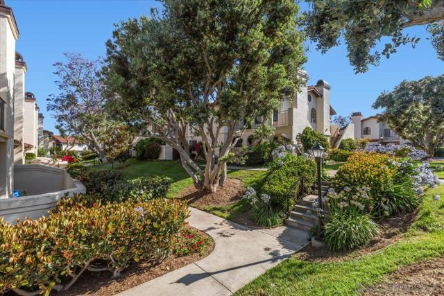 4145 Porte De Merano, San Diego CA: https://media.crmls.org/mediaz/aee3bd1f-a9e1-4192-a1f9-0b7c2f0dbfd5.jpg