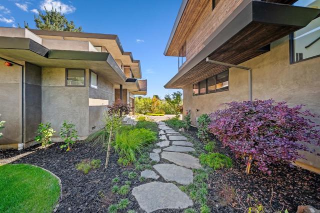 600 Seaview Terrace, La Selva Beach CA: https://media.crmls.org/mediaz/aee40cda-5d60-41a1-9d60-7fa5f5650ee0.jpg