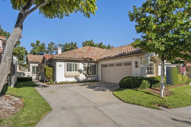 2505 LA COSTA AVE, Chula Vista CA: https://media.crmls.org/mediaz/aee4364f-c3ea-4bda-afb7-0ee149af2dcc.jpg