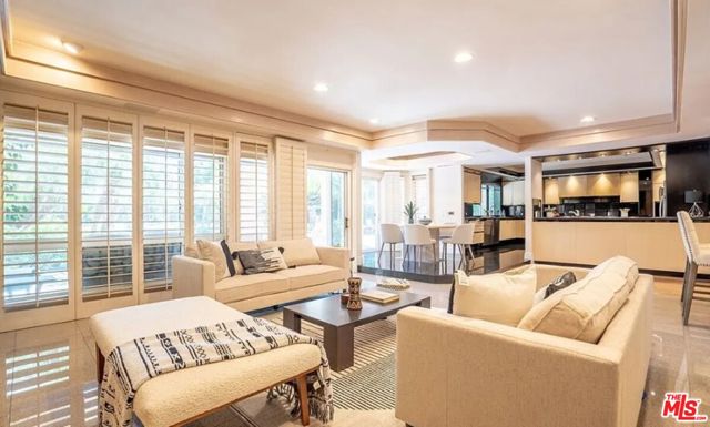 10214 Candleberry Lane, Northridge CA: https://media.crmls.org/mediaz/aee47f45-d8fa-4a60-a295-c15b19a00108.jpg
