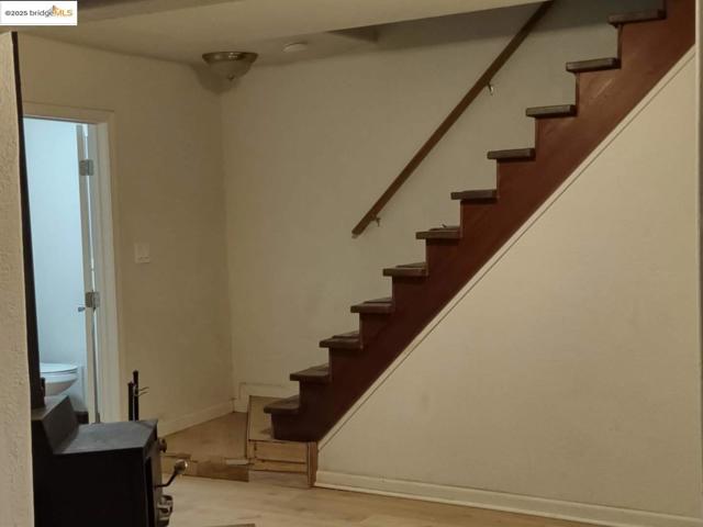 2950 Bear Canyon RD, Los Gatos CA: https://media.crmls.org/mediaz/aee4edd1-9b8a-431d-9a9b-804df8c8fbc7.jpg