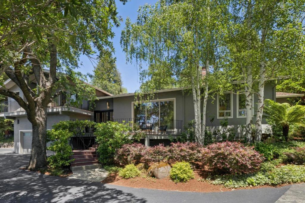 1185 Trinity Drive