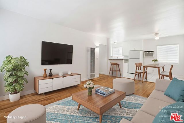 6640 Woodman Avenue, Van Nuys CA: https://media.crmls.org/mediaz/aee57aa5-58b2-4ded-a2e5-d6c97dcfca98.jpg
