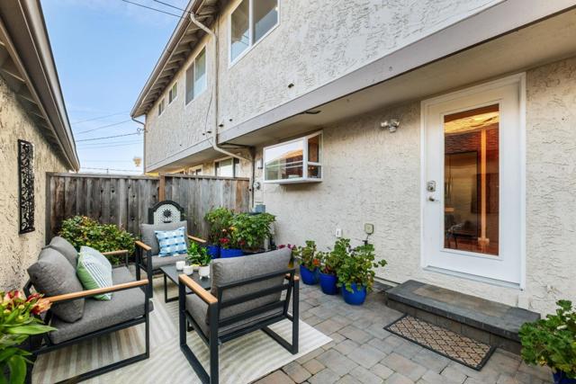 1031 Las Palmas Drive, Santa Clara CA: https://media.crmls.org/mediaz/aee8b932-1586-4267-aae7-14896a5b8fb2.jpg