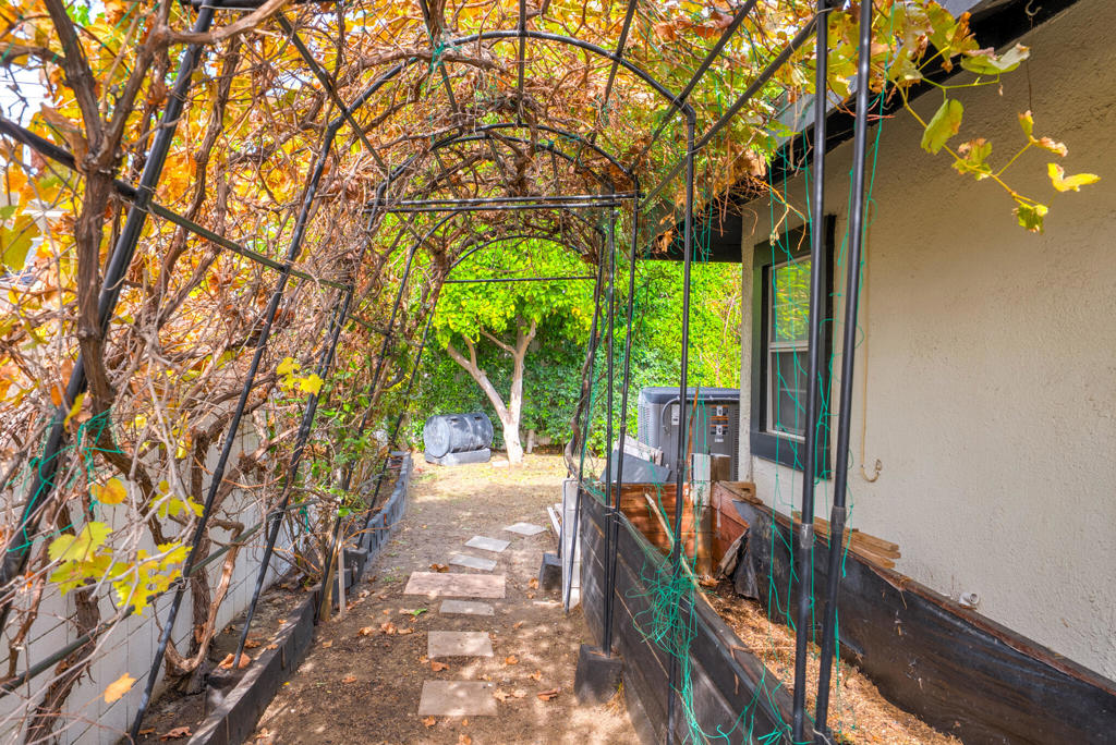 MLS #219139042PS image #29