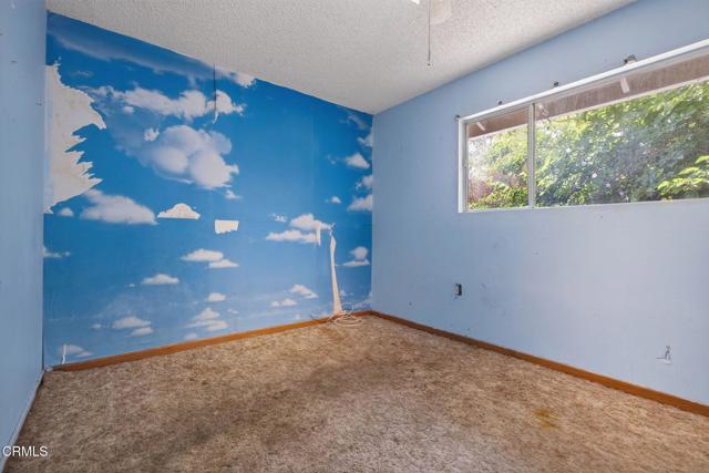 110 E Oak View Avenue, Ojai CA: https://media.crmls.org/mediaz/aee9427c-5deb-44a1-8271-3532b5ccc7d8.jpg
