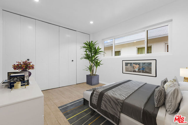 1807 Camden Avenue, Los Angeles CA: https://media.crmls.org/mediaz/aee95a5b-7ee1-45c9-a3bb-9af647490597.jpg