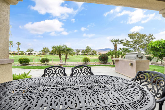 81520 Camino Los Milagros, Indio CA: https://media.crmls.org/mediaz/aeeab3c4-1f7f-4904-b74a-a2a7c198dbd7.jpg